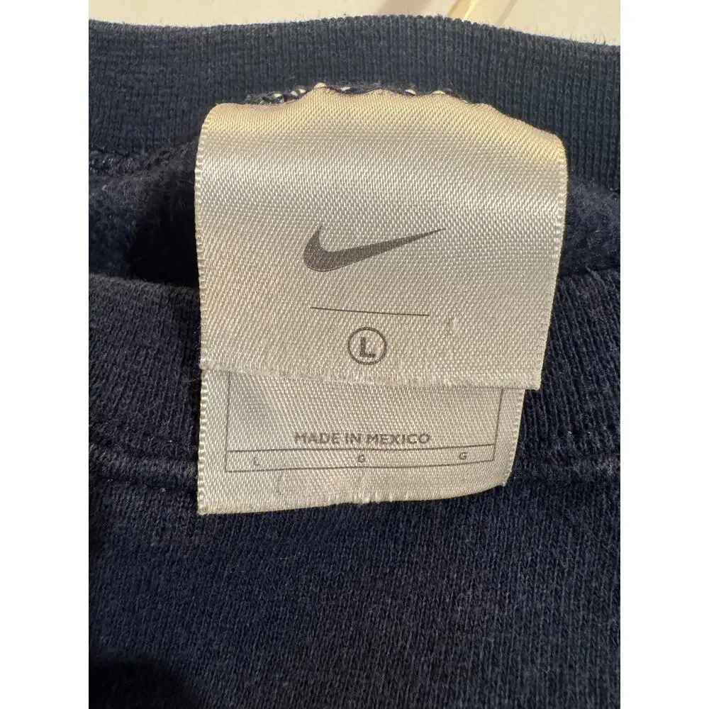 Nike Embroidered Swoosh Crewneck Navy Blue Sweatshirt Size Large